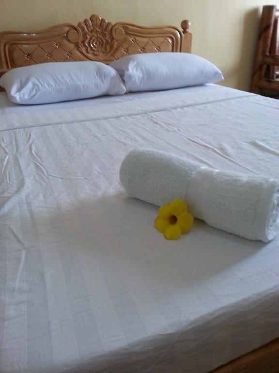 Rama International Beach Resort Botolan Habitación foto